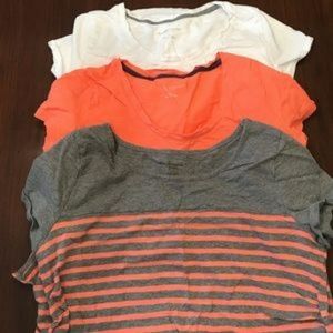 Liz Lange Maternity T-Shirt Bundle